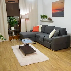 https://wilanow-apartment-close-to-town-hall-and-palace.warsawhotelspoland.com